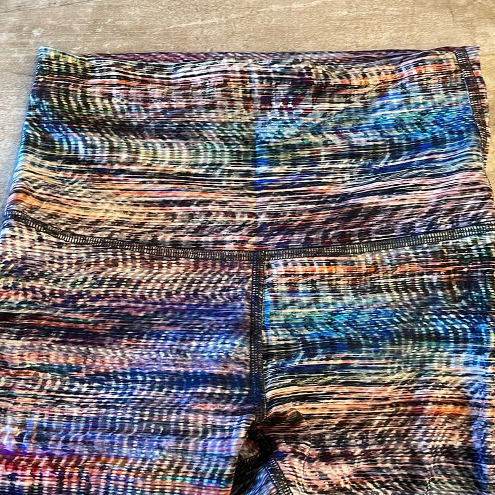 Wunder Under Crop Multi Color Size 4 - image 4